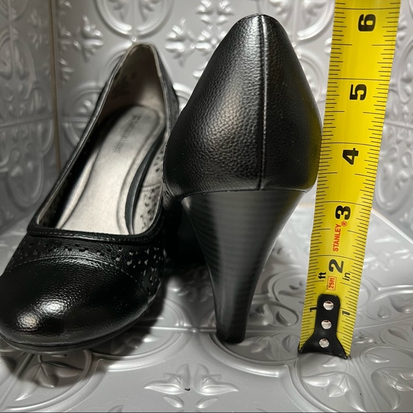 🖤🖤SOLD🖤🖤HP!!🤩🎉🤩🎉Naturalizer Black Comfort Heels Round Toe Size 8.5 - Picture 7 of 15